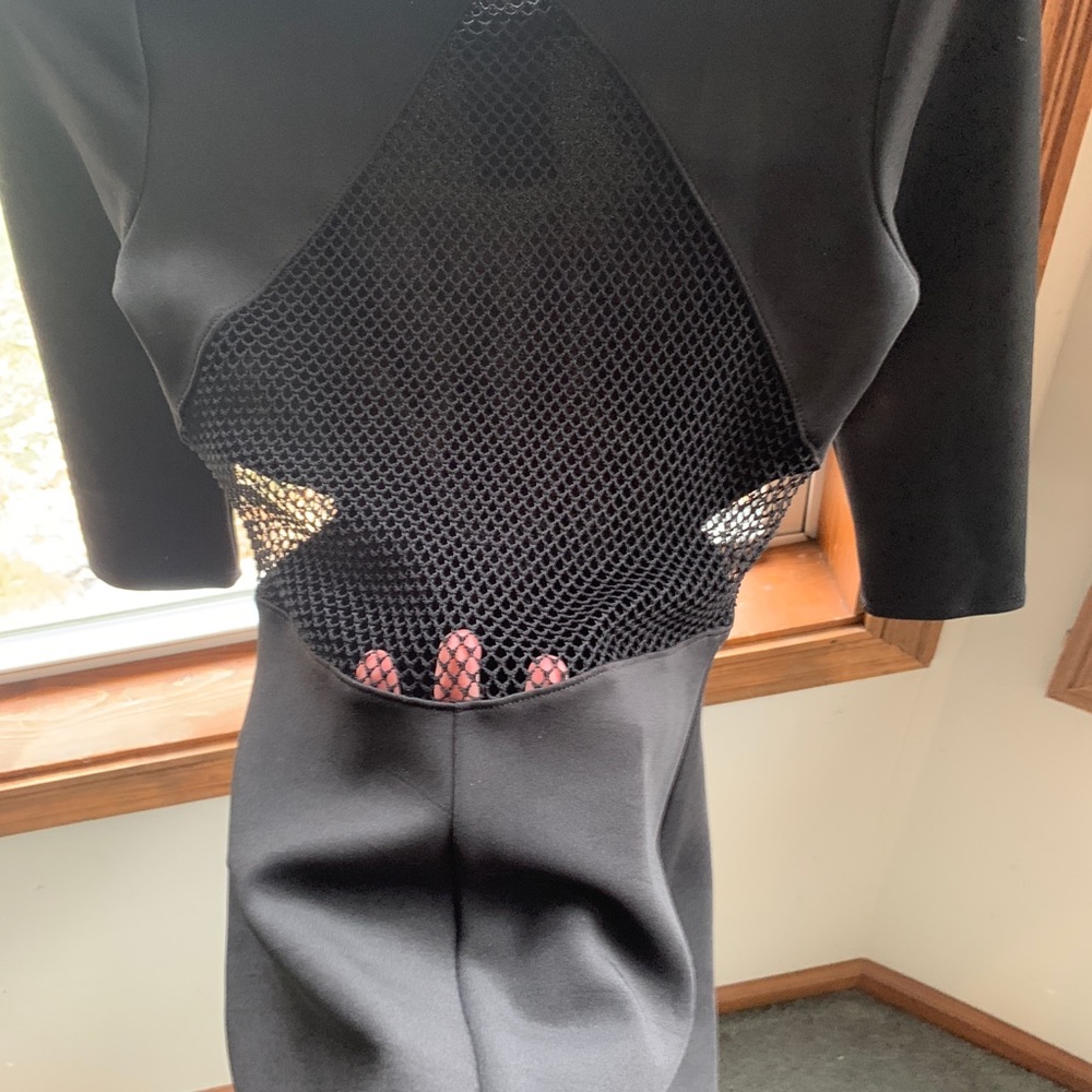 Little black dress - Picture 3 of 3